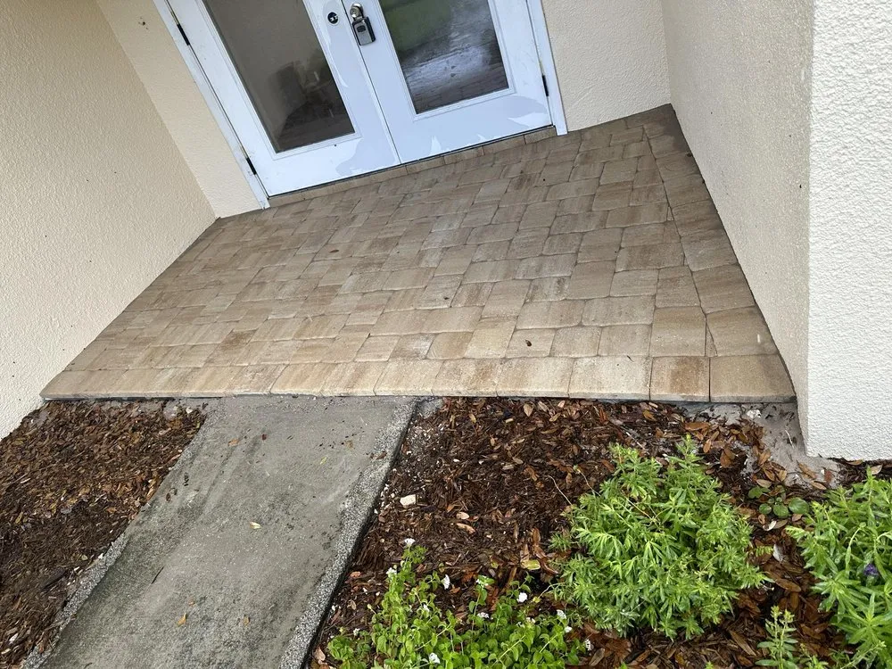 Local garden landscaping for beautiful yards across St. Petersburg, FL - Chavez Pavers & Concrete