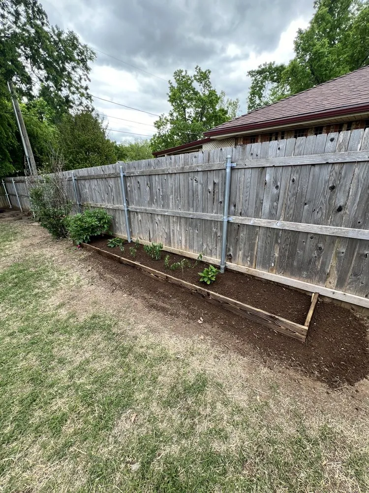 Expert lawn care service experts serving Norman, OK - CHC Handyman Services