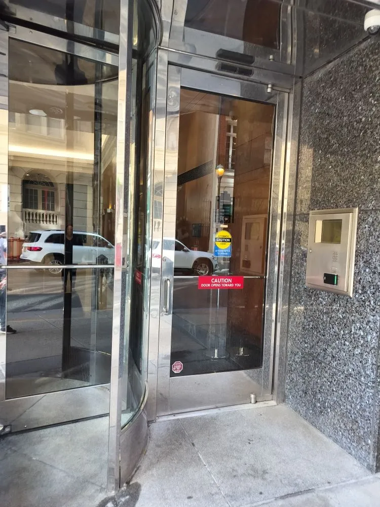 Affordable landscaping services experts serving Philadelphia, PA - Che Cleaning Service