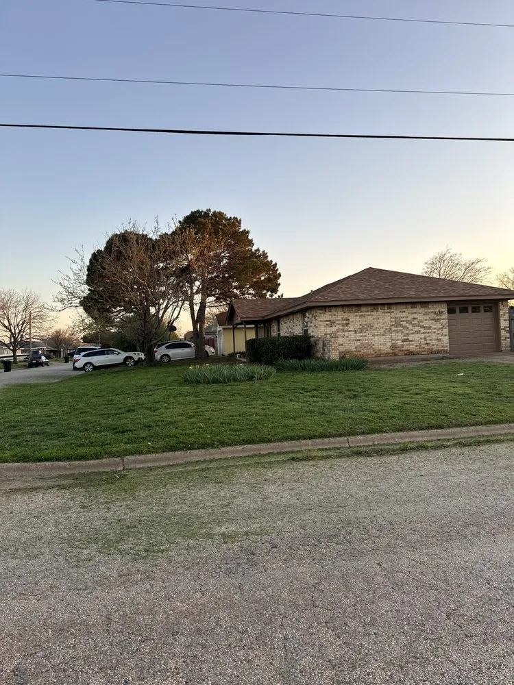 Affordable garden landscaping for residential properties in Abilene, TX by Cheap Quality Mowing