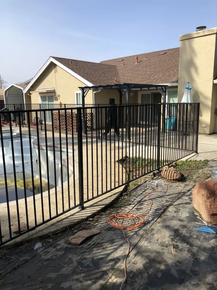 Affordable garden landscaping for homes in Woodland, CA by Cheaper Landscapes