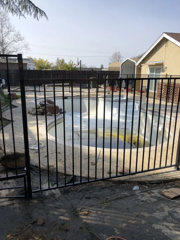 Professional residential landscaping in Woodland, CA by Cheaper Landscapes