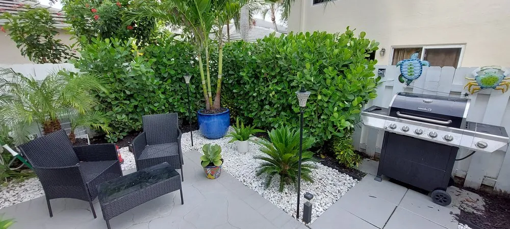 Reliable outdoor landscaping for homes across Hollywood, FL - Checkmate Finishings