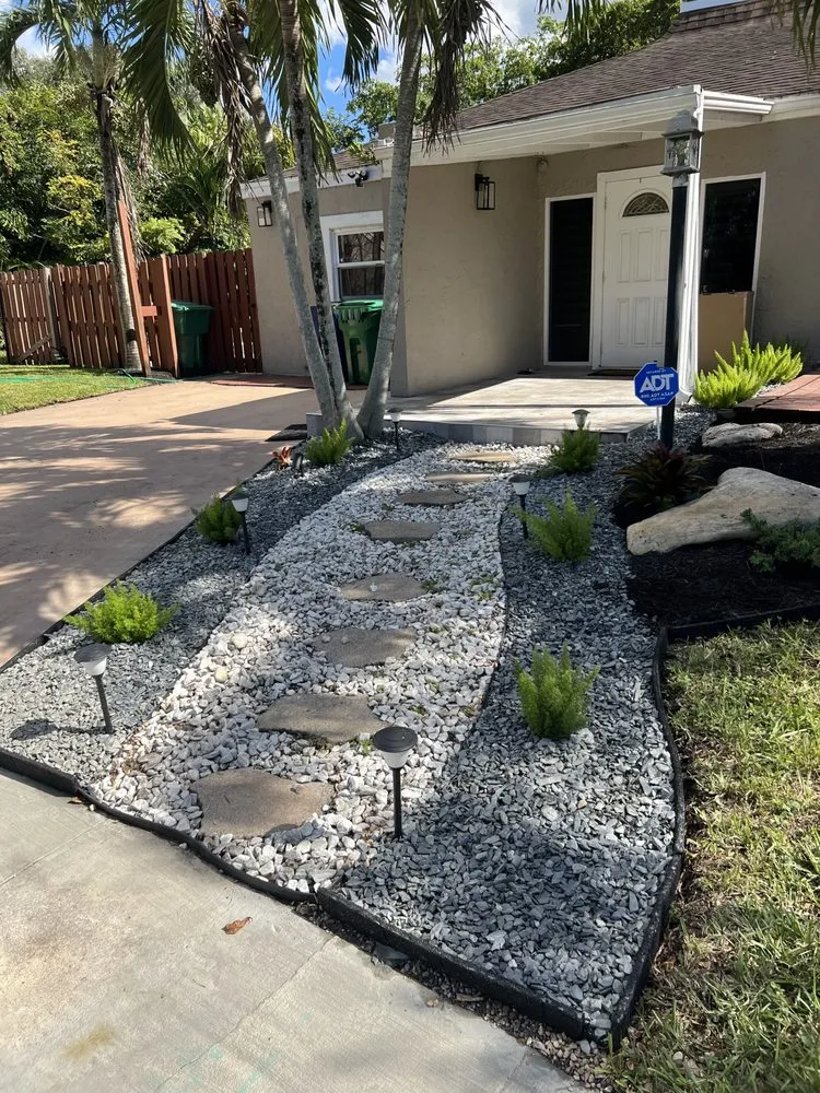 Top-rated landscape installation experts serving Hollywood, FL - Checkmate Finishings