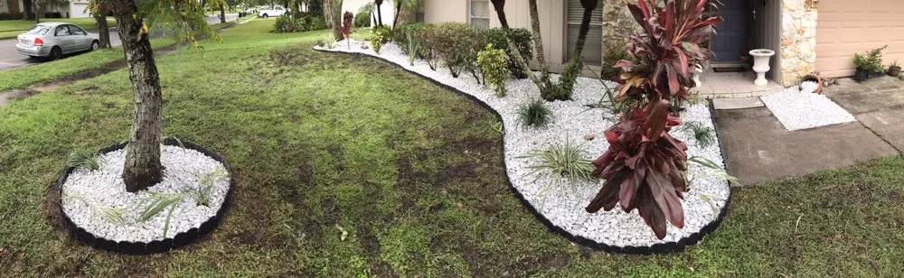 Local garden landscaping with custom design in Kissimmee, FL by Chela’s Lawnservice