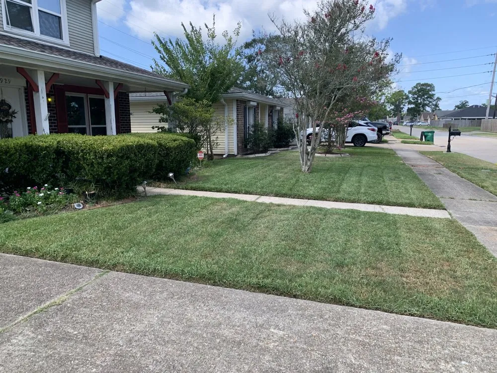 Trusted lawn mowing service in Marrero, LA - Cheramie's Lawn Care