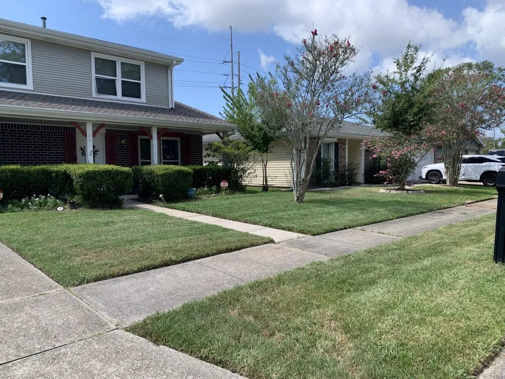 Expert garden landscaping for residential properties across Marrero, LA - Cheramie's Lawn Care