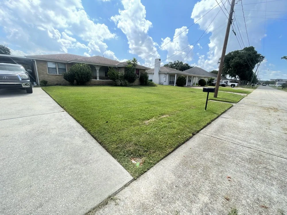 Custom landscaping services in Marrero, LA - Cheramie's Lawn Care