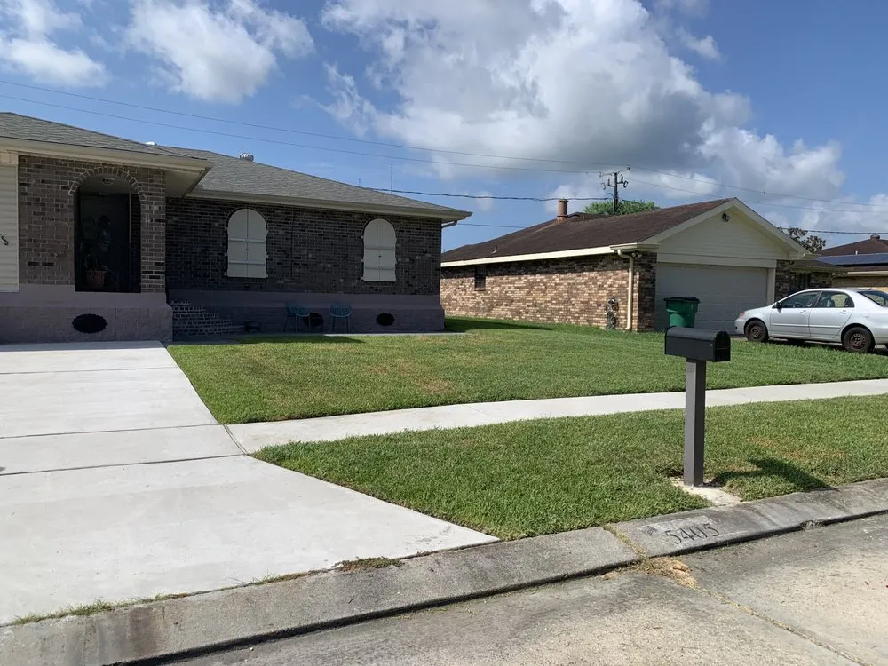 Expert landscape design for beautiful yards in Marrero, LA by Cheramie's Lawn Care