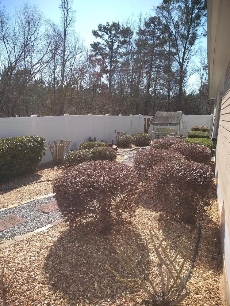 Expert yard maintenance in Woodstock, GA by Cherokee Landscapers