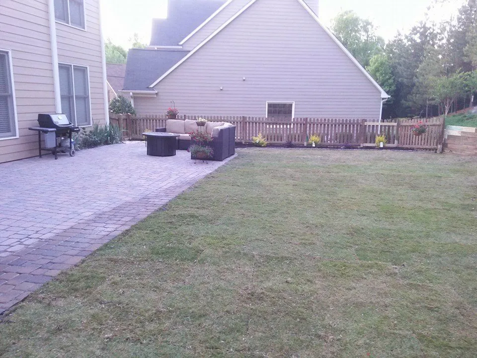 Professional lawn care service experts serving Woodstock, GA - Cherokee Tree & Landscape