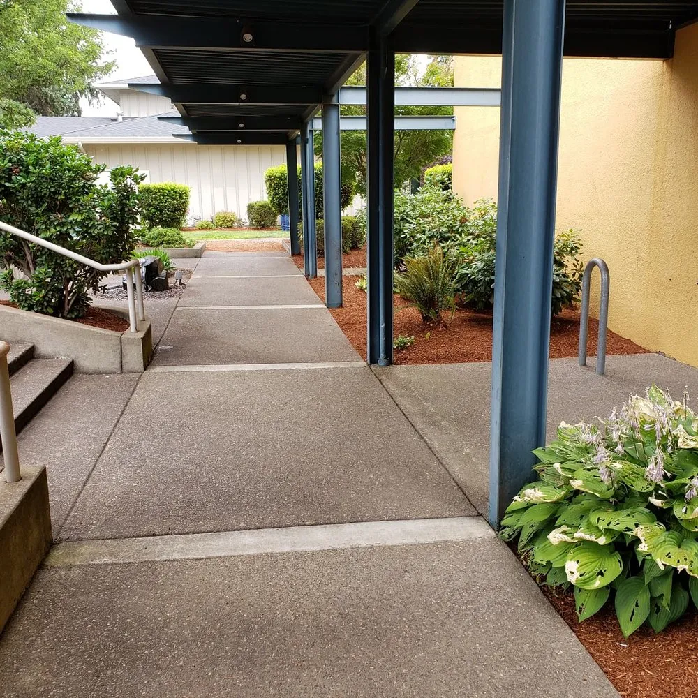 Trusted garden landscaping with custom design in Salem, OR by Cherry City Landscape