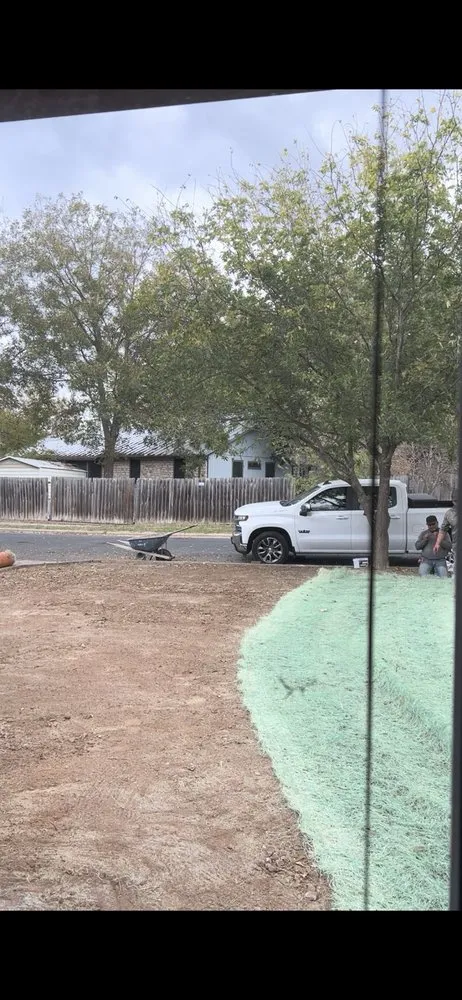 Local lawn mowing service experts serving Wimberley, TX - Cherry Creek Landscaping