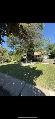 Cherry Lawn Care Logo