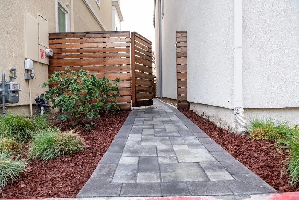 Top-rated residential landscaping for year-round maintenance in Santa Clara, CA by Cherrywood Landscaping