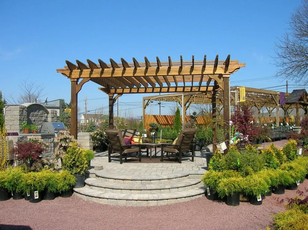 Affordable yard maintenance experts serving Brodheadsville, PA - Chestnut Hill Nursery