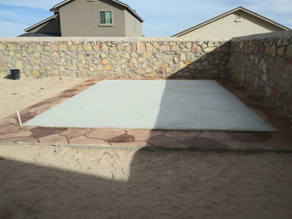 Reliable yard cleanup service with custom design across Canutillo, TX - Cheve Bañuelos Landscaping