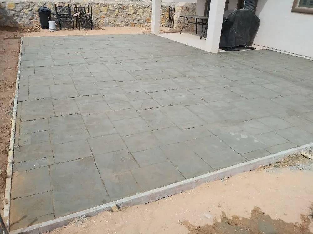 Local lawn mowing service in Canutillo, TX - Cheve Bañuelos Landscaping