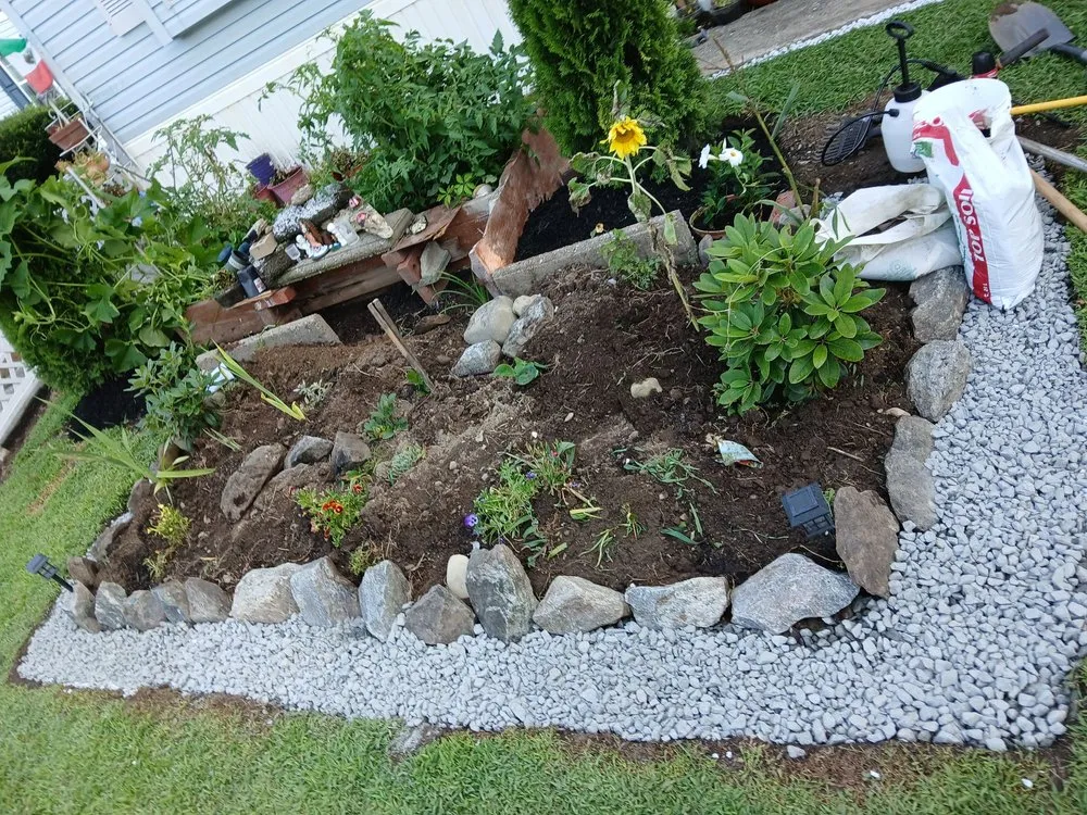 Expert yard maintenance with custom design across Lafayette, NJ - Cheyo Landscaping