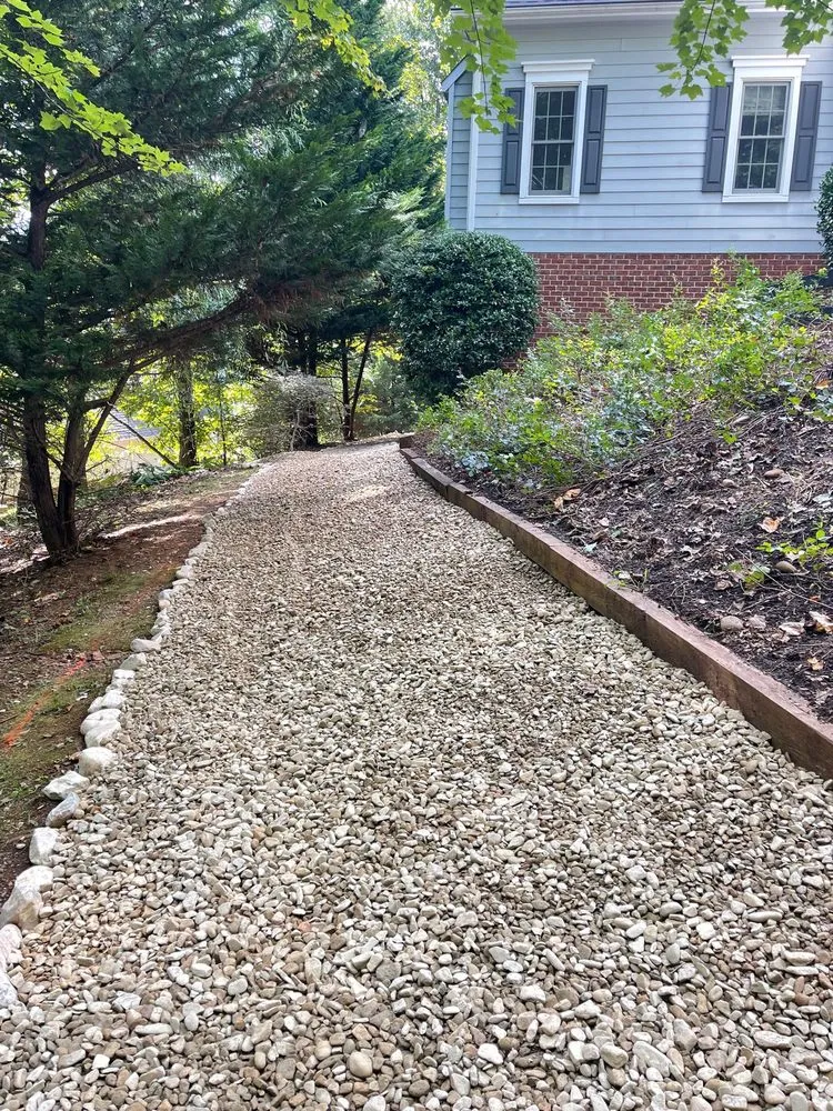 Reliable lawn mowing service experts serving Charlottesville, VA - Chiapas Lawn Care