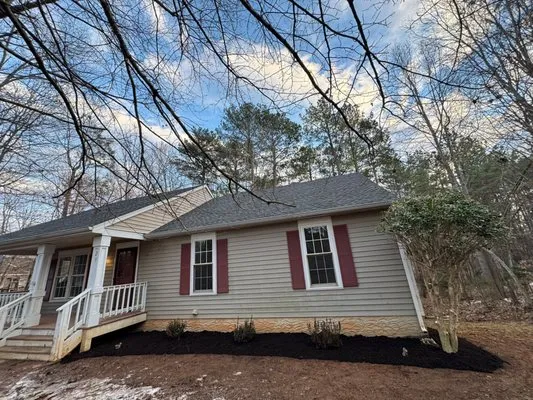 Chiapas Lawn Care Logo