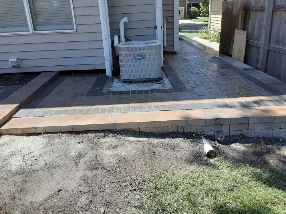 Custom landscaping services for outdoor upgrades in Glendale Heights, IL by Chicago Hardscape