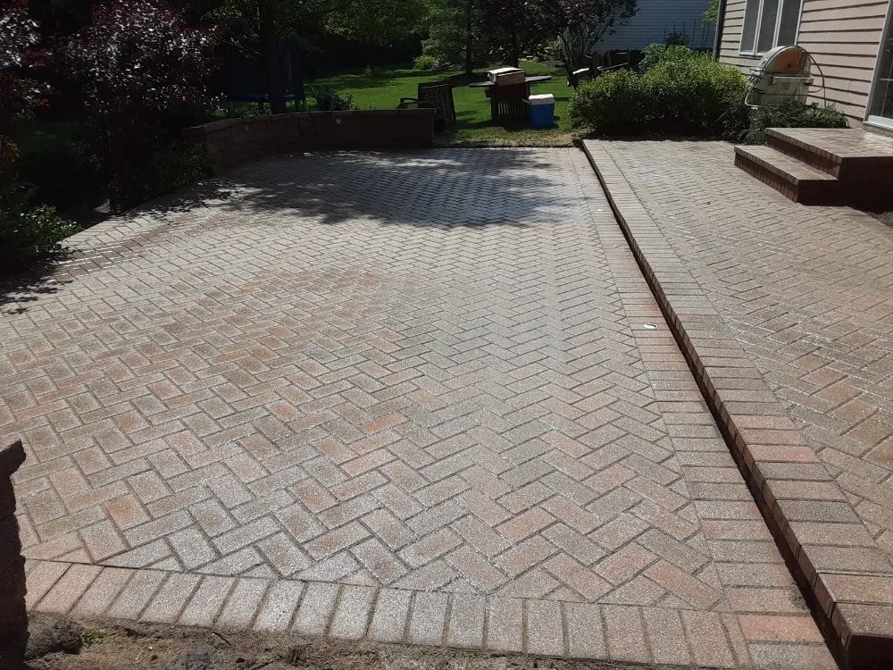 Professional landscape installation in Glendale Heights, IL by Chicago Hardscape