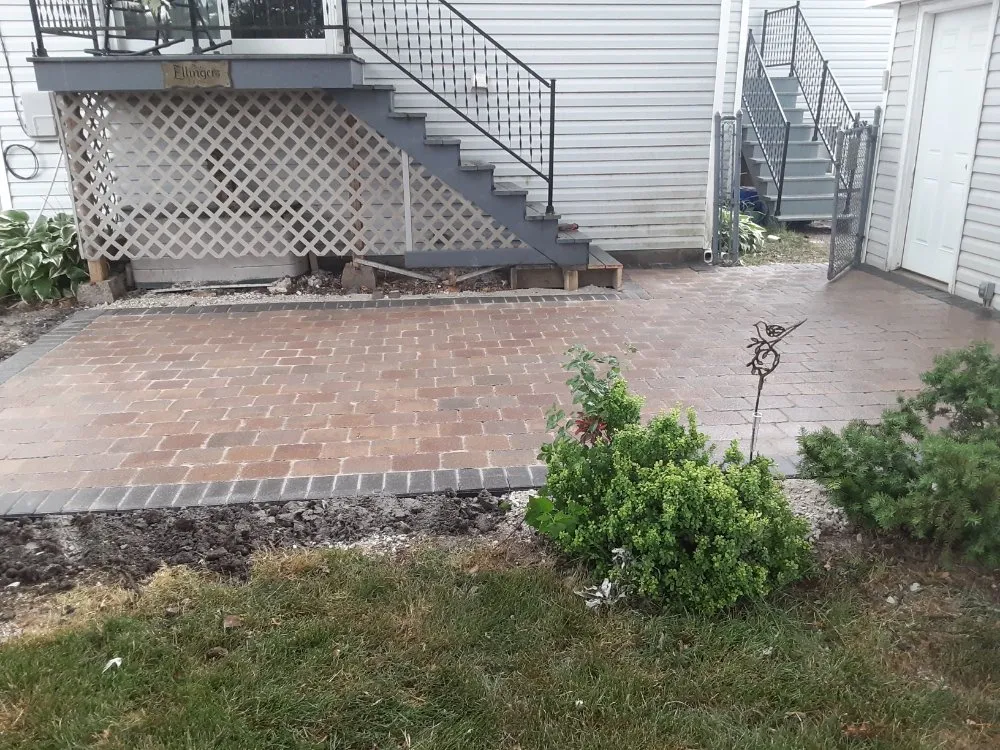 Expert landscape design in Glendale Heights, IL by Chicago Hardscape