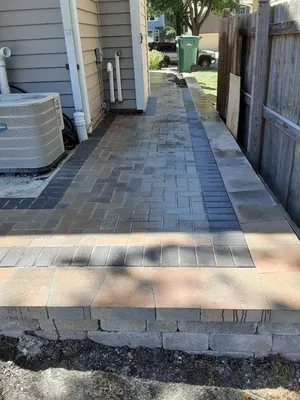 Chicago Hardscape Logo