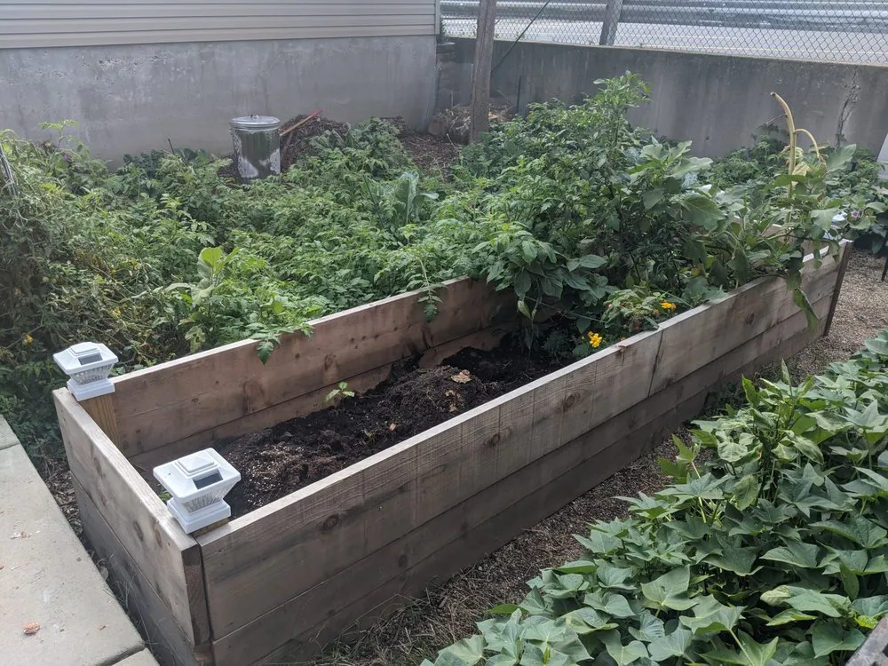 Reliable garden landscaping in Chicago, IL - Chicago Lawn to Garden