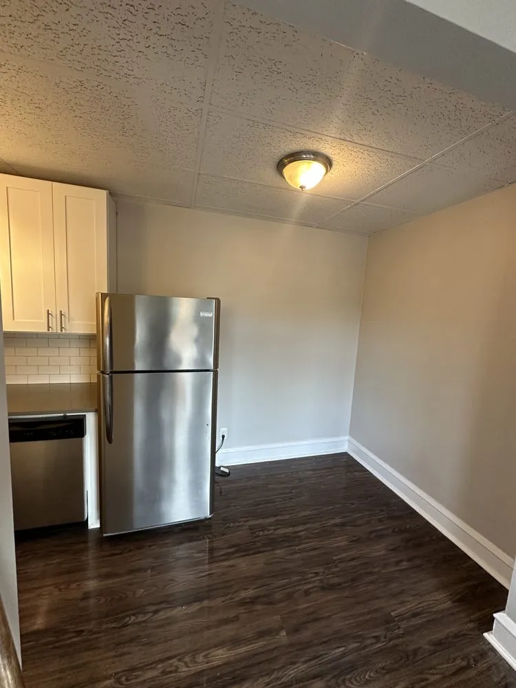 Custom residential landscaping in Skokie, IL by Chicago R Builders