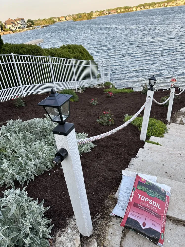 Reliable landscape installation for year-round maintenance in Plainfield, IL by Chicagoland Mulchers