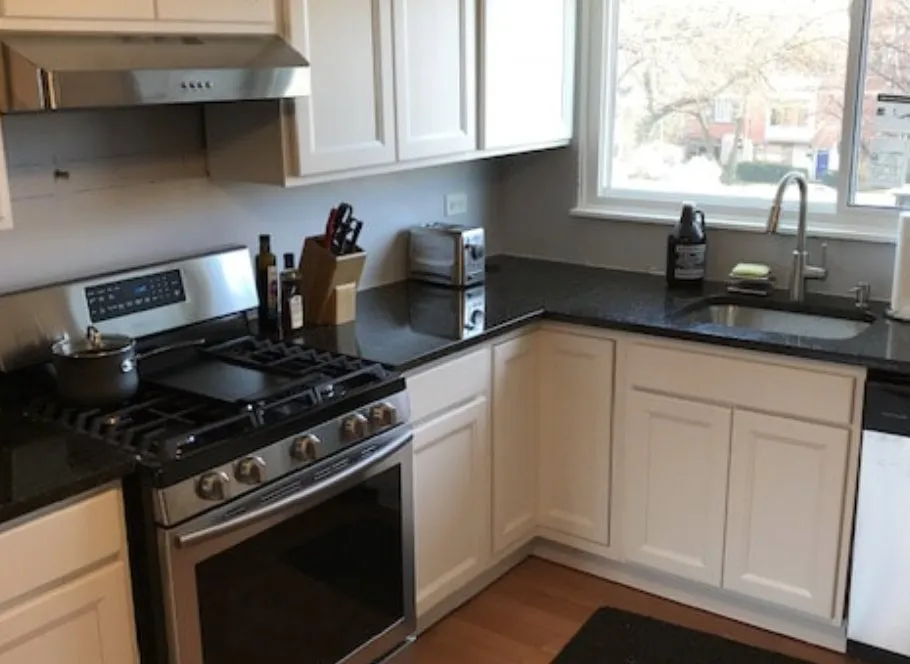 Custom lawn care service in Chicago, IL by Chicago’s Best Contractors