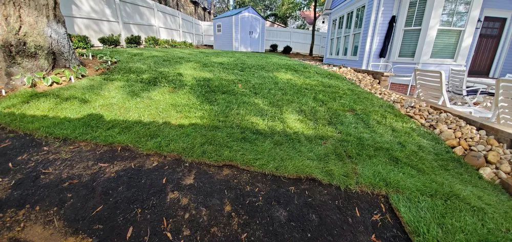Local lawn care service near you in Hyattsville, MD by Chicas Enterprise