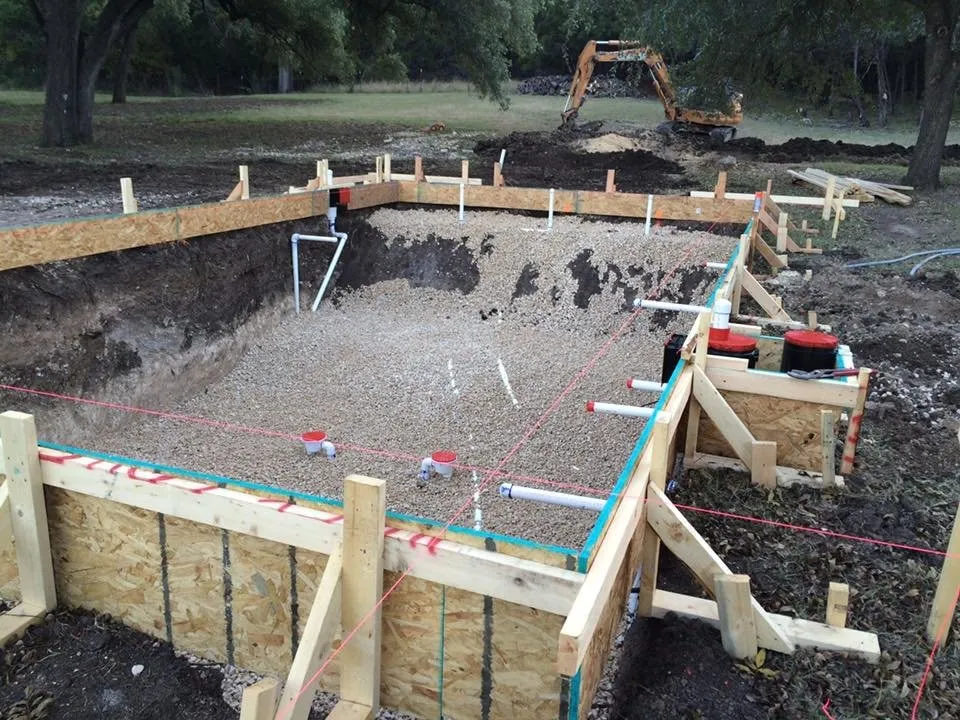 Trusted yard cleanup service experts serving Salado, TX - Chick Pool and Spa