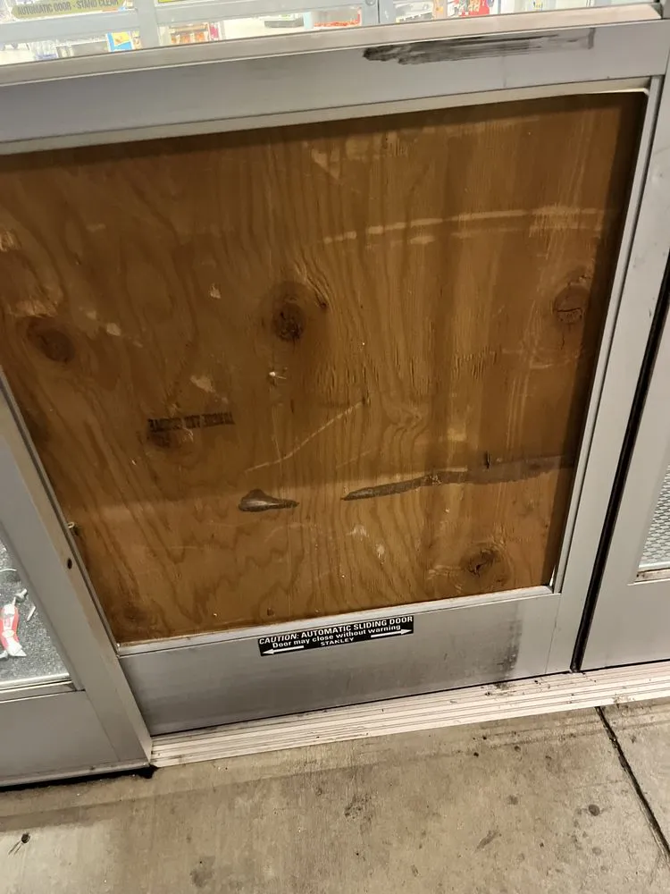 Trusted landscaping services in Bakersfield, CA - Chicos Handyman Service