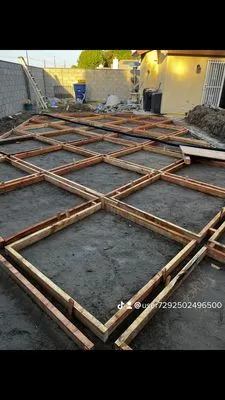 Chicos Handyman Service Logo