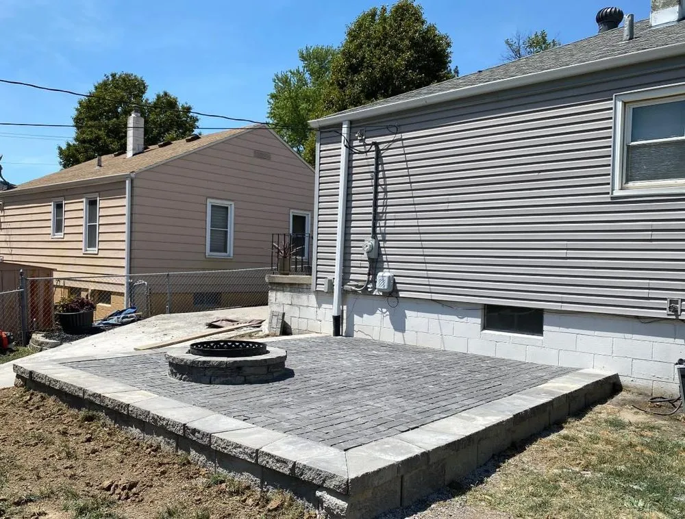 Professional garden landscaping in Omaha, NE - Chico's Hauling & Landscaping