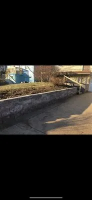 Chico's Hauling & Landscaping Logo