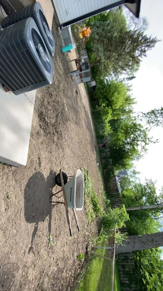 Expert garden landscaping for homes in Round Lake Beach, IL by Chihuahua’s Landscaping