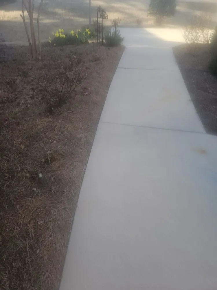 Trusted residential landscaping in Ninety Six, SC by Chiles Grass Cutting