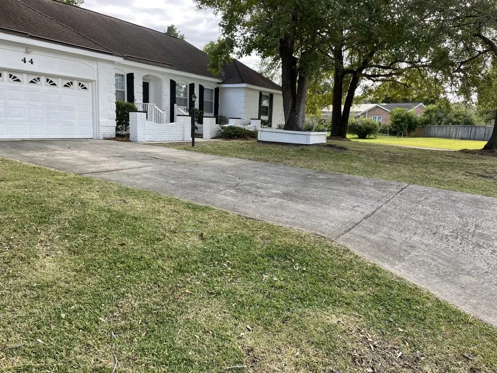 Reliable landscaping services for residential properties across Charleston, SC - Chilli’s Pressure Washing &Landscaping