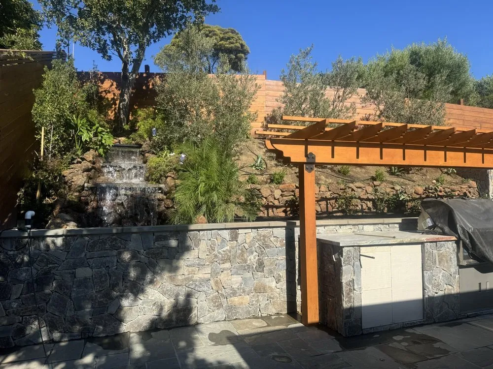 Expert lawn care service in San Francisco, CA - Chilo’s Maintenance and Landscaping Service