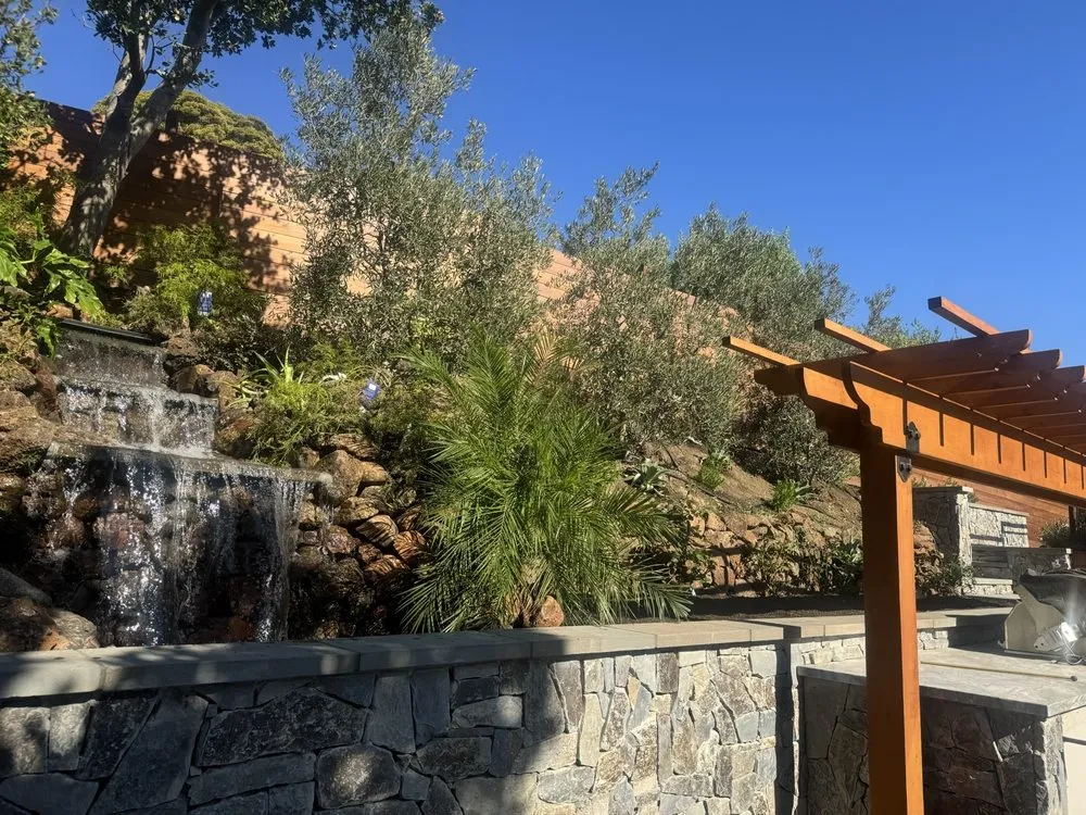 Custom residential landscaping experts serving San Francisco, CA - Chilo’s Maintenance and Landscaping Service