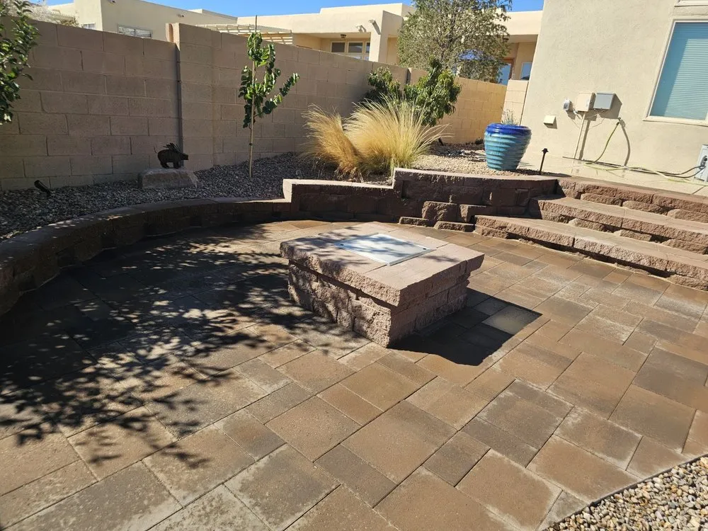 Custom lawn care service experts serving Rio Rancho, NM - Chino’s Fountains