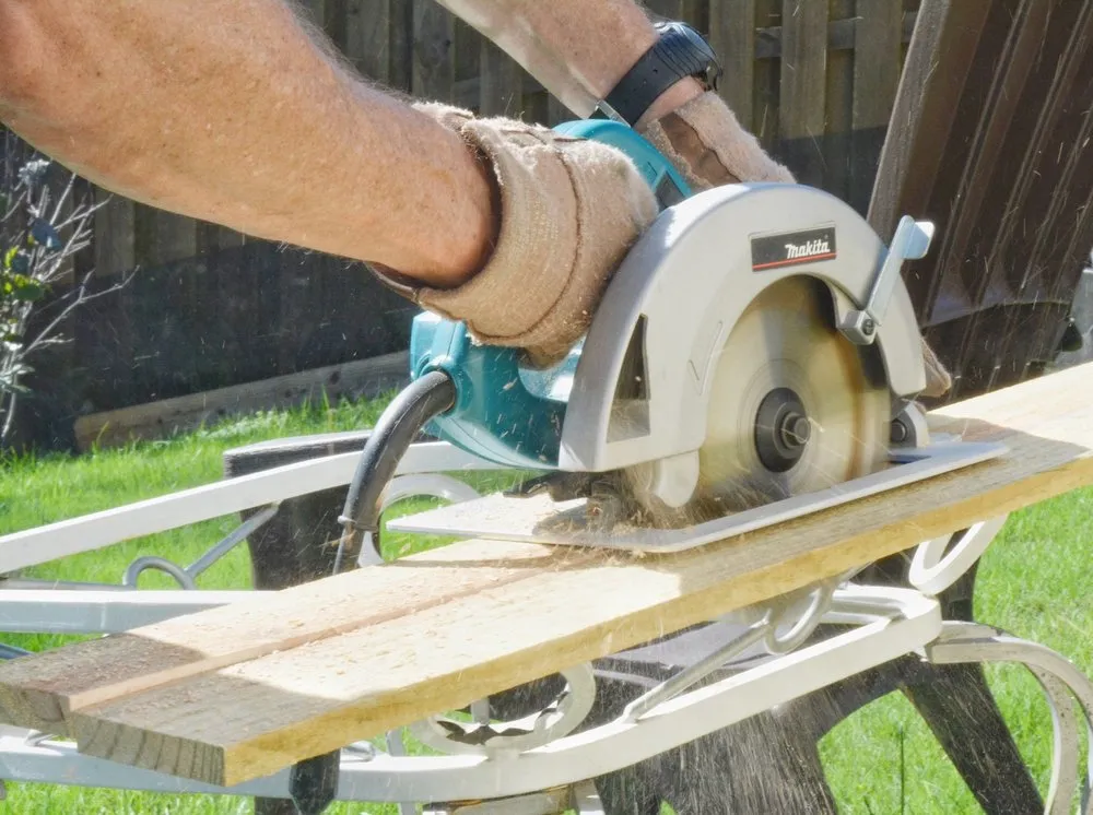 Custom landscape design experts serving Chelan Falls, WA - Chinos Home Improvements