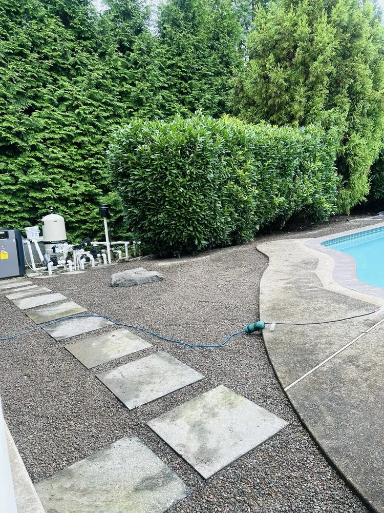 Professional lawn care service experts serving Levittown, PA - Chirinos Landscaping