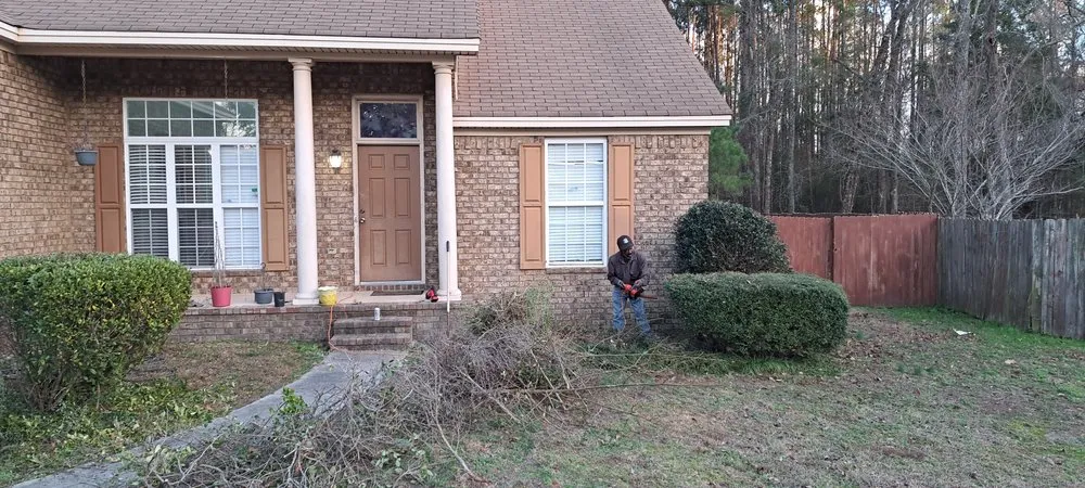 Trusted garden landscaping experts serving Richmond Hill, GA - Chizzled Cuts By Chisolm