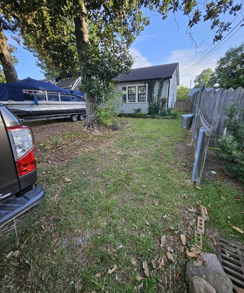 Trusted yard cleanup service near you across Lafayette, LA - Choate Brothers Handyman Service