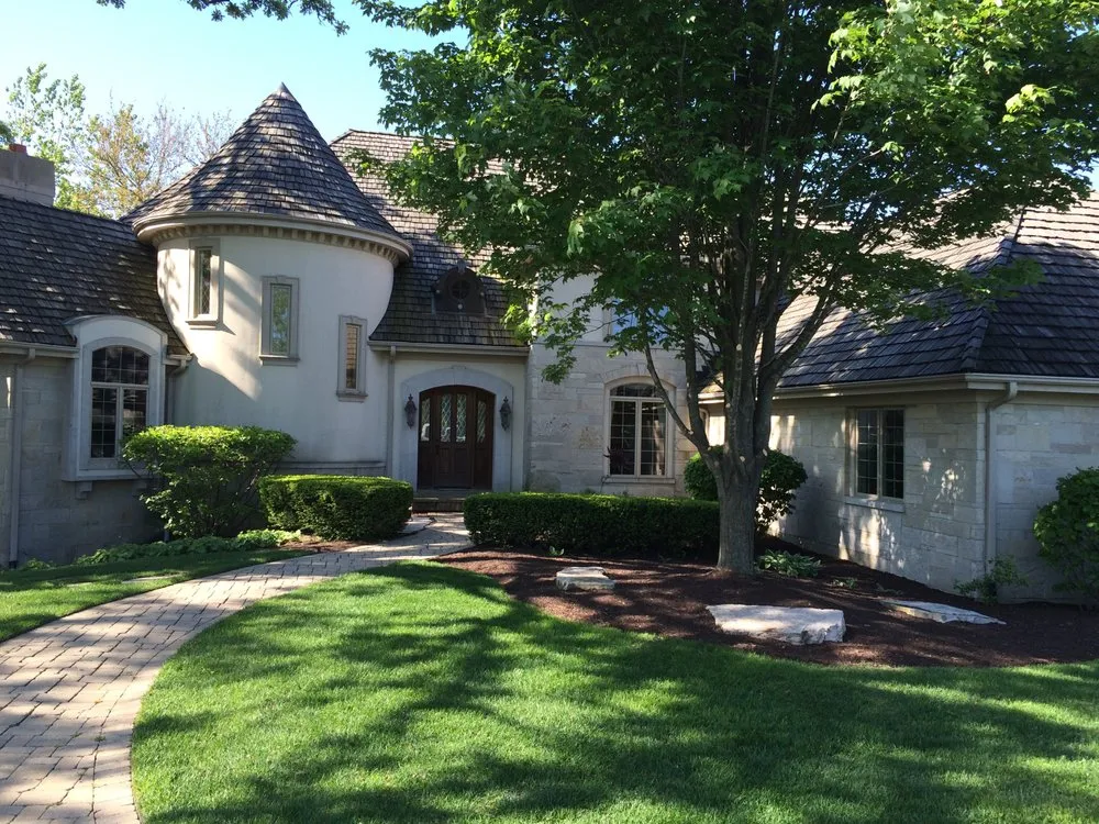 Reliable outdoor landscaping for outdoor upgrades across Des Plaines, IL - Choice Cut Landscaping